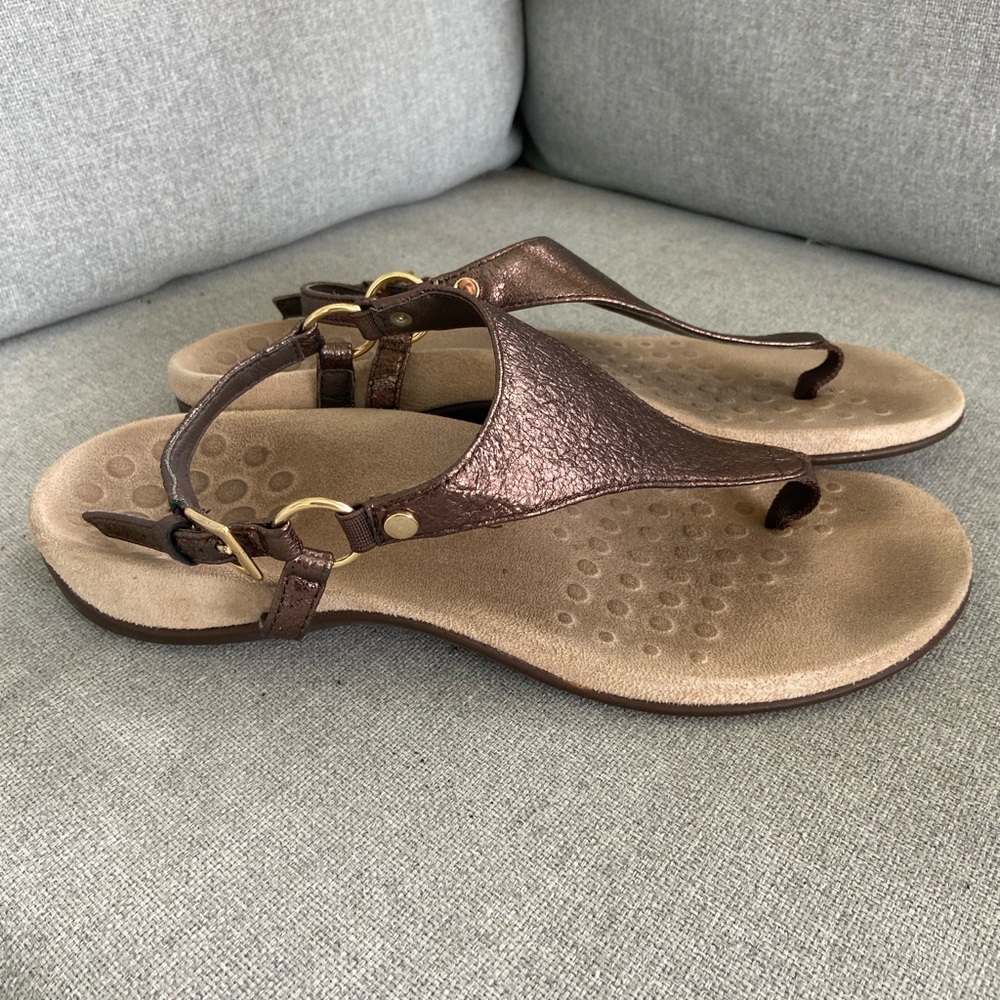 Vionic Women's Tan Sandals